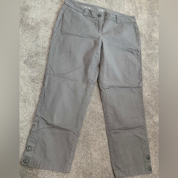 Ann Taylor Loft Original Crop Pants. Size 14, gray. - Picture 1 of 5